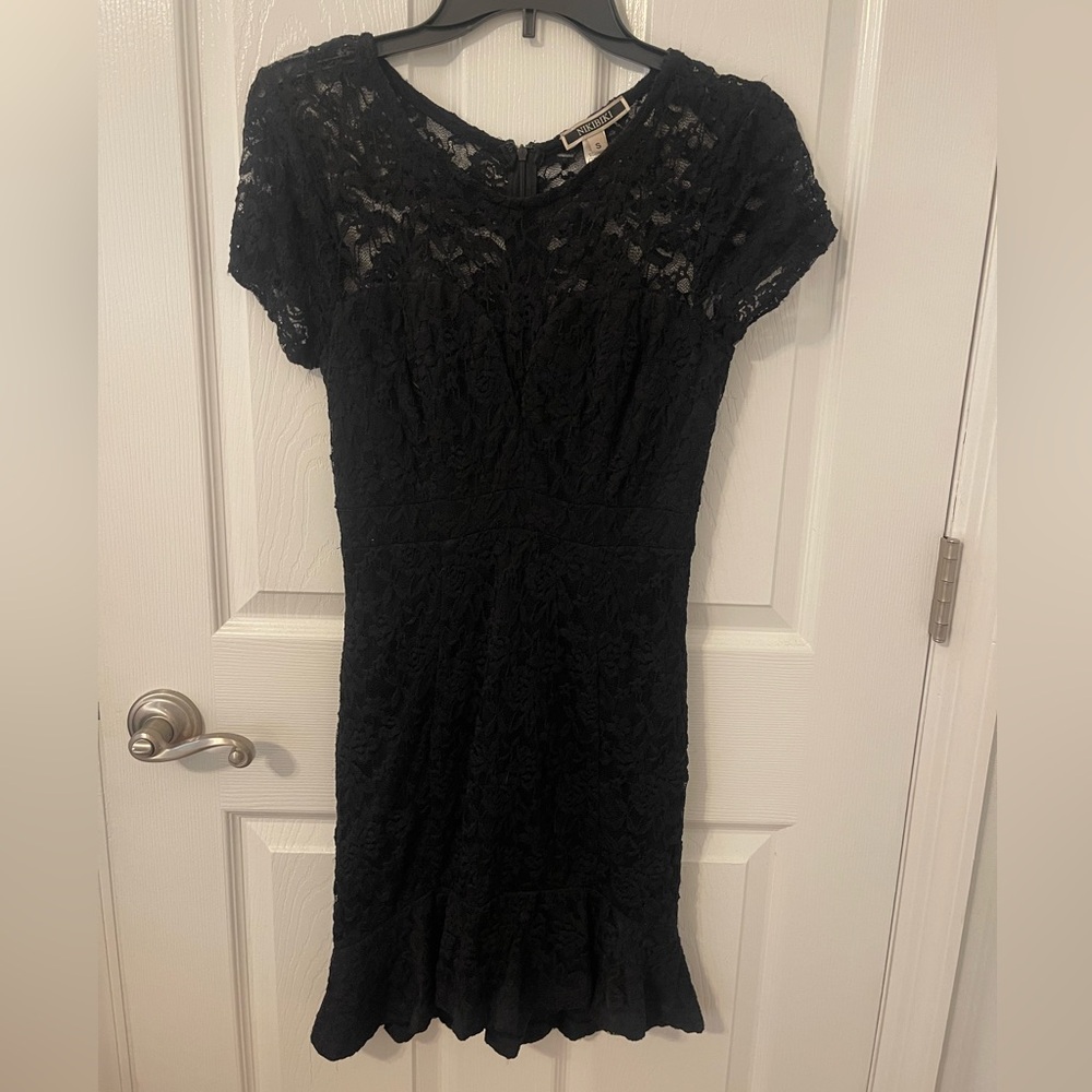 Elegant Black Lace Dress